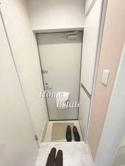 ラフィーナー妙蓮寺 玄関