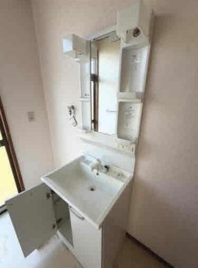 鎌谷町貸戸建 洗面所