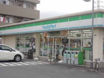 ファルコン堀口 コンビニ