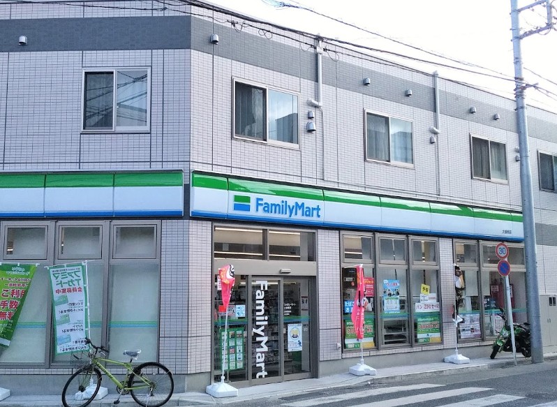 ユナイト大倉山サンティの杜 コンビニ