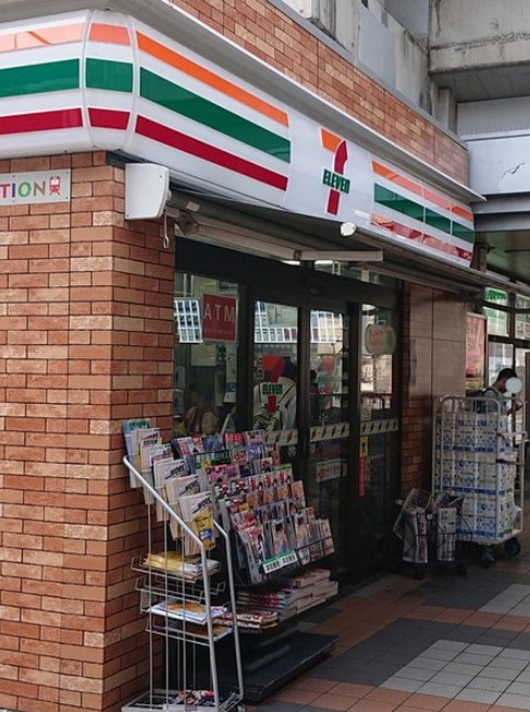 クレイノCURRENT コンビニ