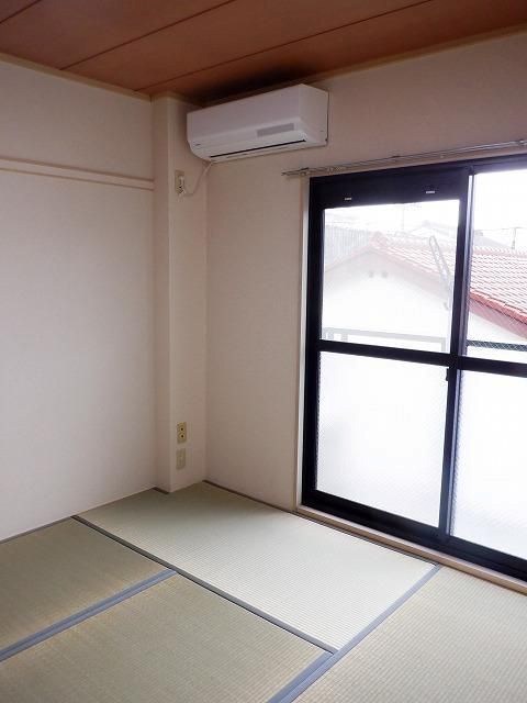 コモド浅田 ベッドルーム