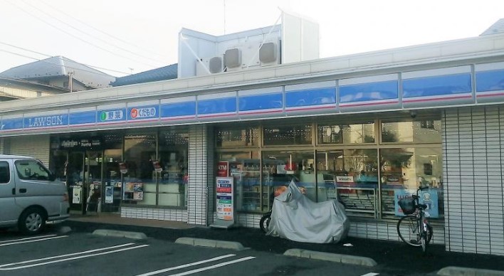 ハーブ館 コンビニ