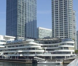Portside Urban Residence ショッピング施設