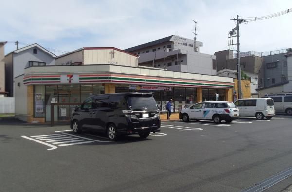 フレシール横浜南太田 コンビニ
