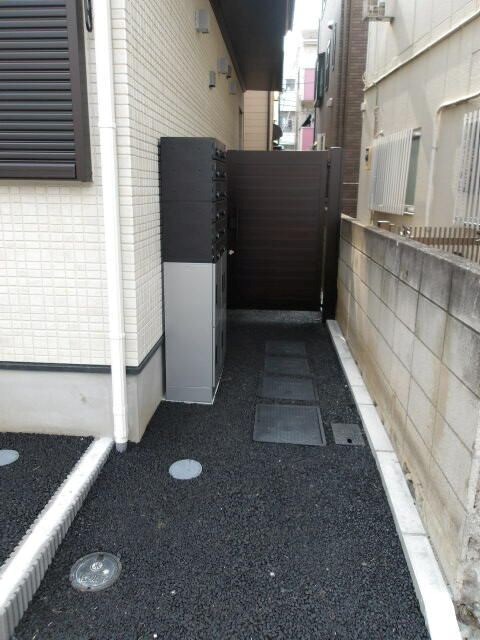 アザーレ・クオン その他