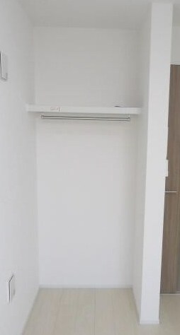 アザーレ・クオン 収納