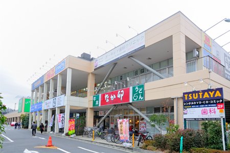 リバーサイドアーバン ショッピング施設