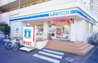 ヴィラナカヤマ コンビニ