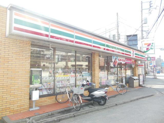 ロイヤルコート コンビニ