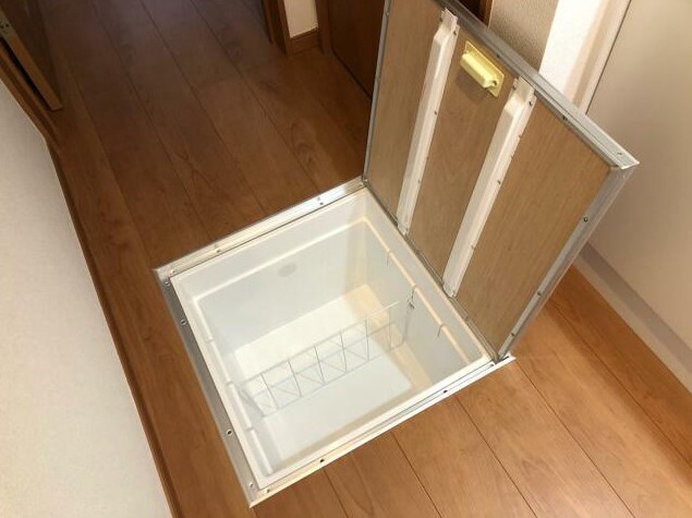 リーヴァ・フォレスタB その他