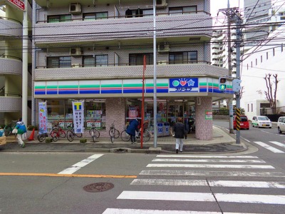 MILKYWAY コンビニ
