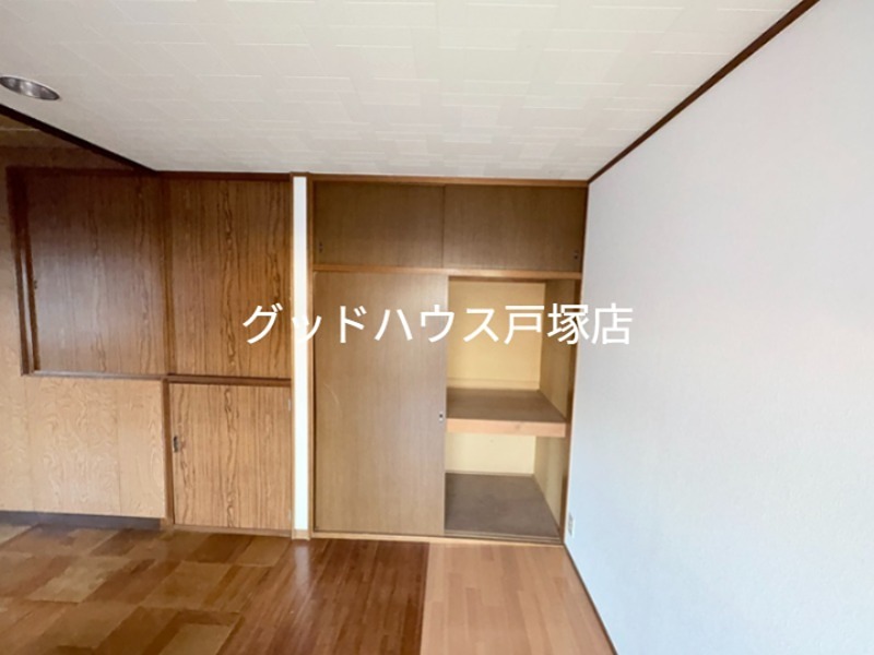 吉田町野本貸家 収納