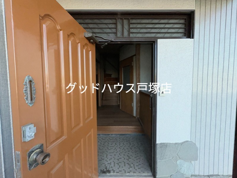 吉田町野本貸家 玄関