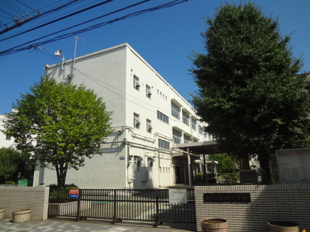ヴェールシャルマン戸塚Ⅱ 小学校