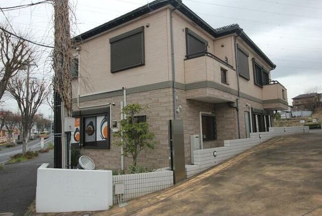 コートプレシャス 外観