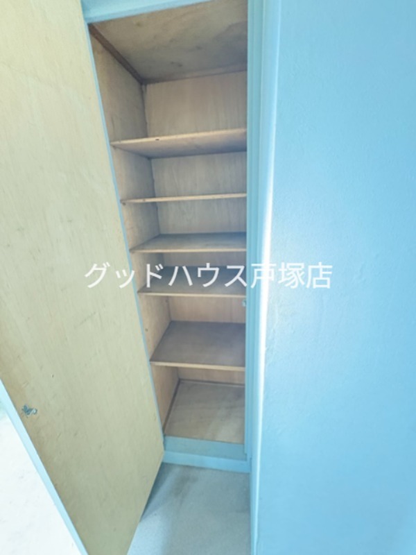 ルミネイトウ  収納