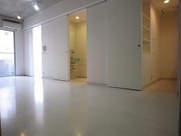 大阪府大阪市西区新町３丁目 リビング