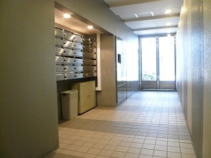 大阪府大阪市西区新町２丁目 エントランス