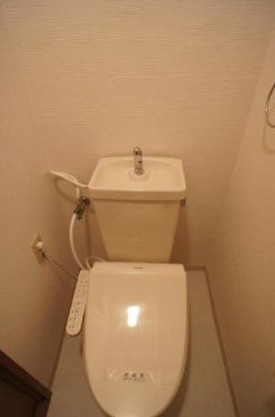 グレース肥後橋 トイレ