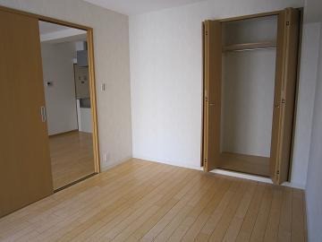 朝日プラザ梅田東 ベッドルーム