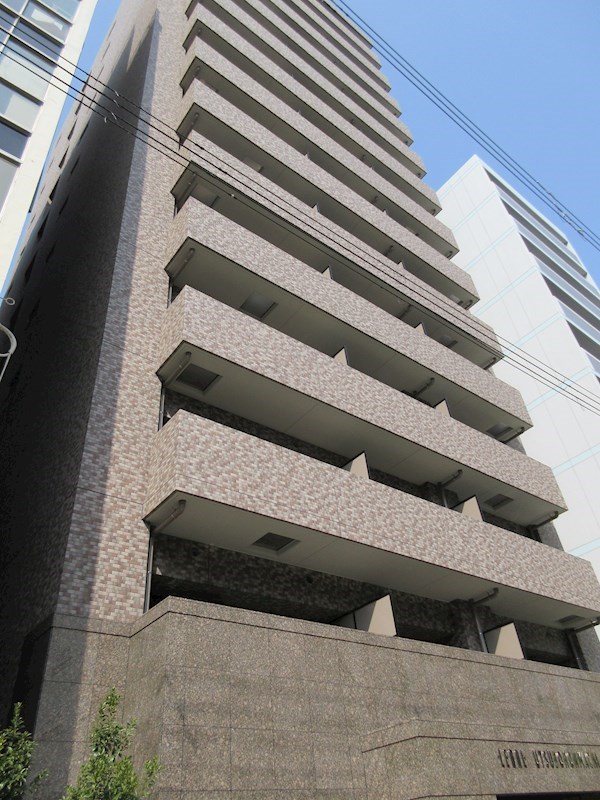 リーガル靭本町 外観