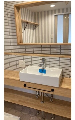ラクメンビル 洗面所
