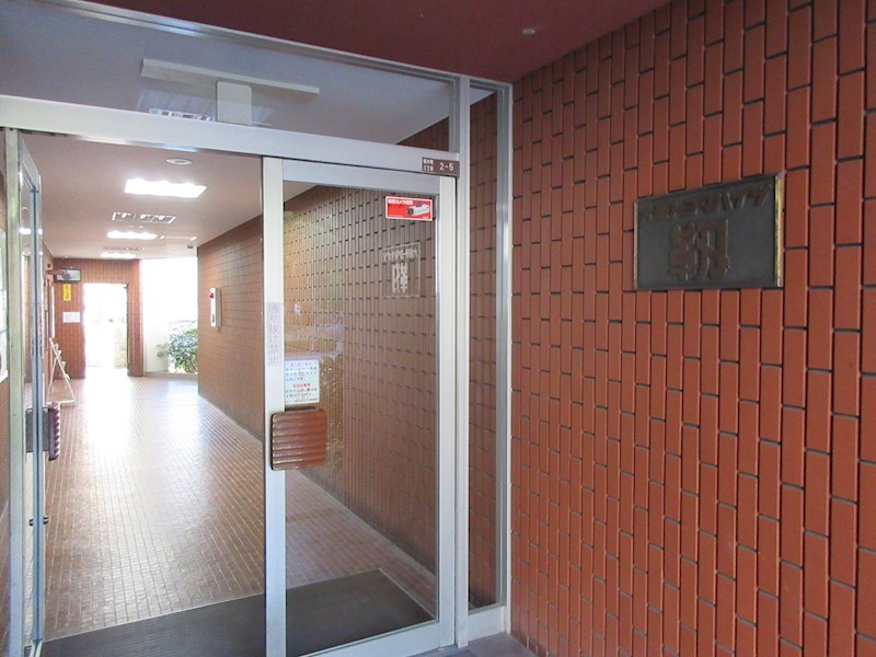 大阪トヨタハイツ靭 エントランス