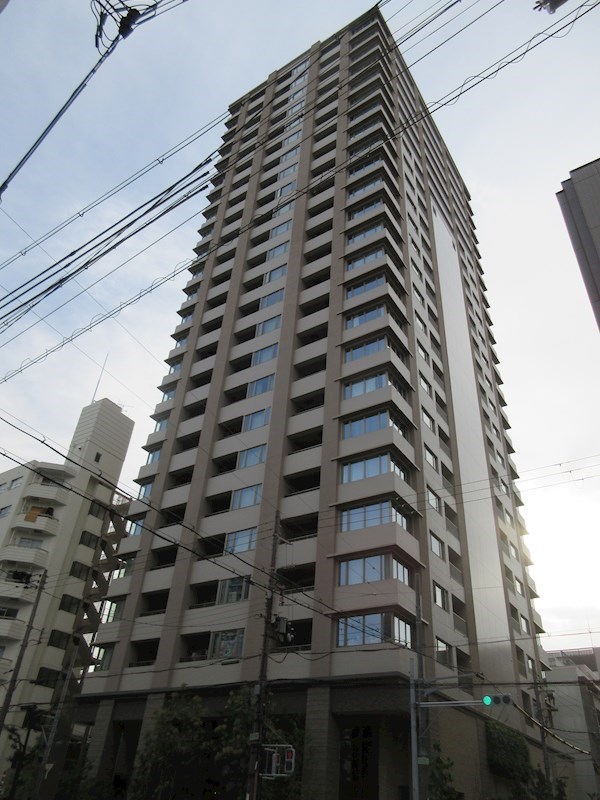 ウエリスタワー京町堀 外観