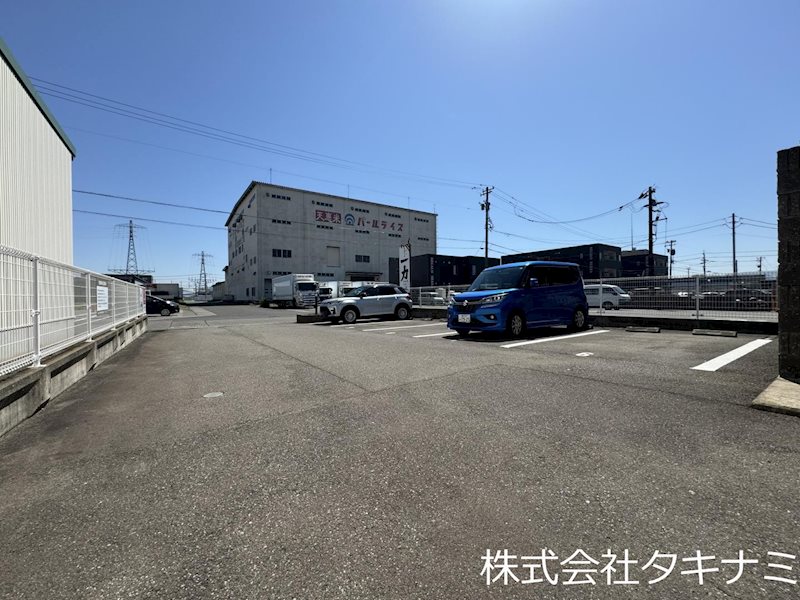 JEWEL 駐車場