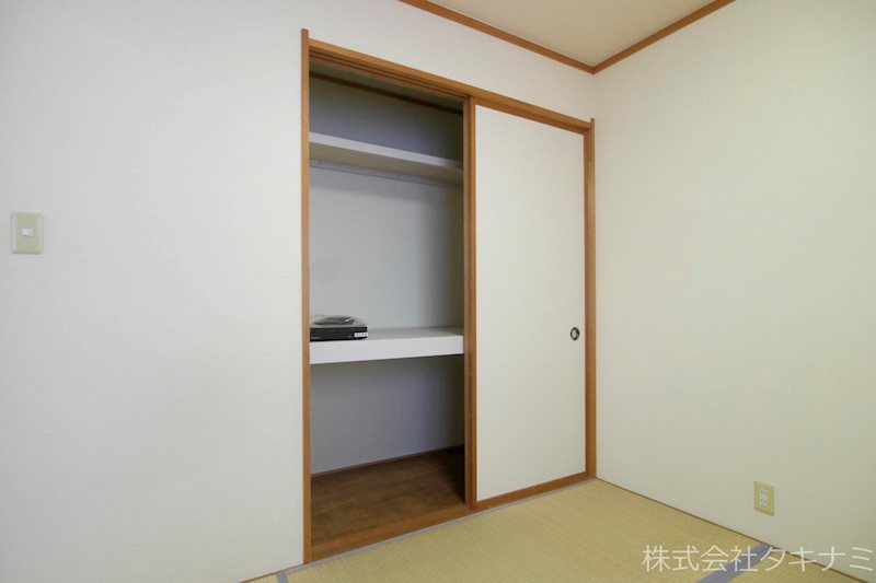 ルナ　フロースⅠ  収納