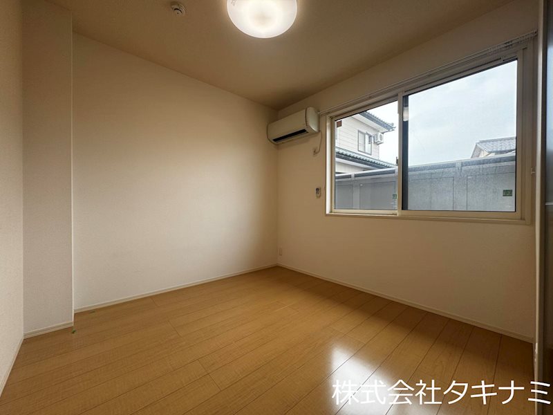 NAGOMI ベッドルーム