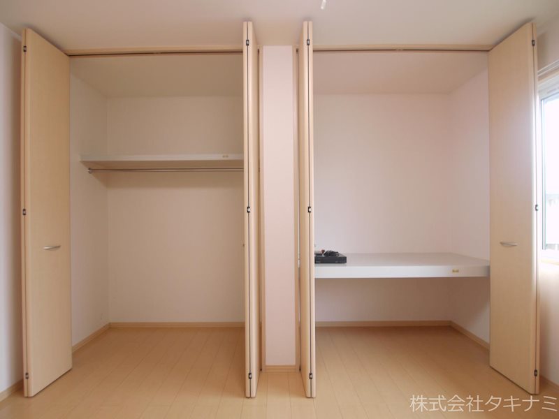 コンフォートヴィレッジ　Ｃ棟 収納