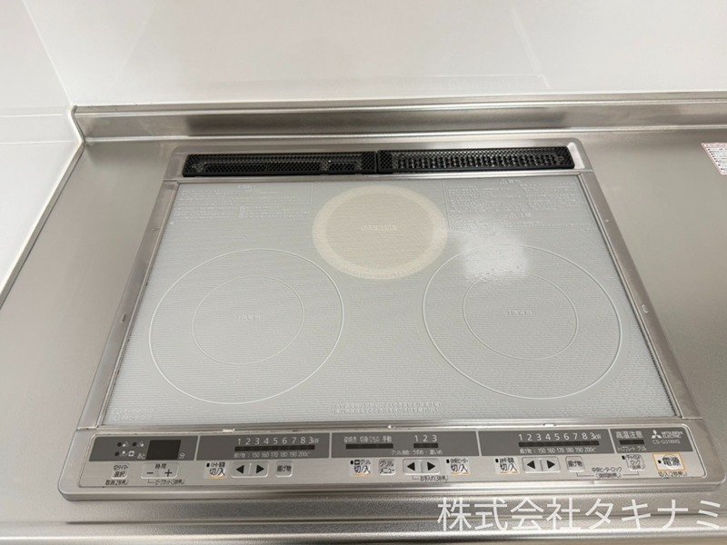アウスピオーリ キッチン