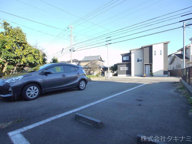 福井狐橋O戸建D-room 駐車場