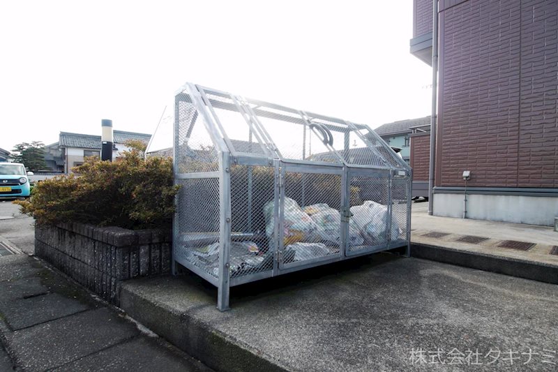 ホワイティ下馬　B その他