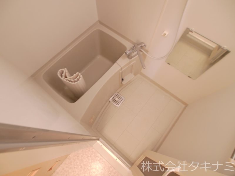 ホワイティ下馬　B 風呂画像