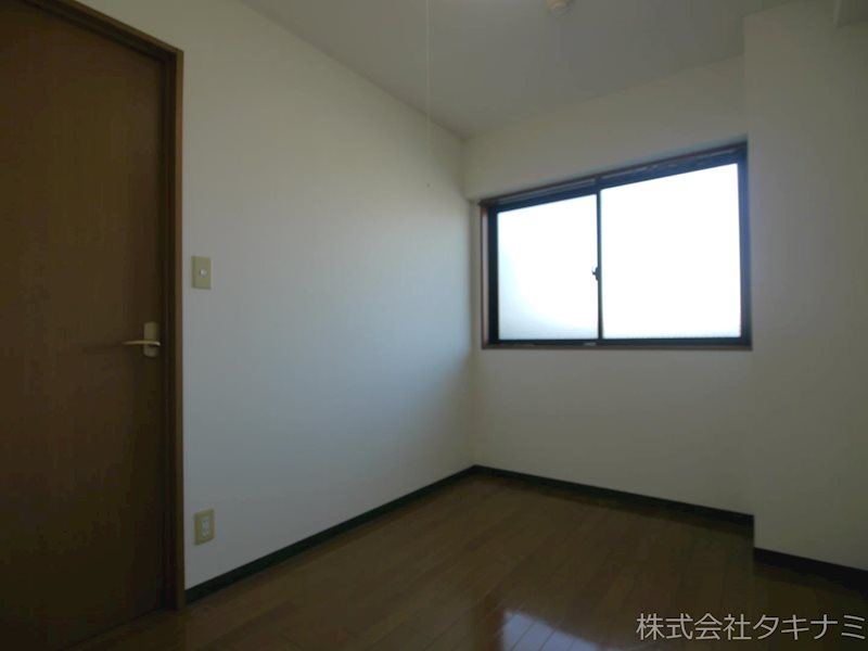 ASPEC成和 子供部屋