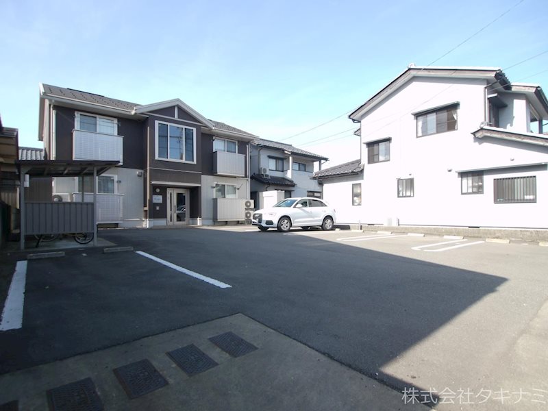 フェリーク 駐車場
