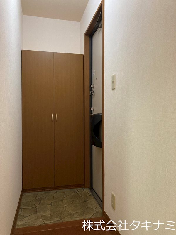 グレイスTH 玄関