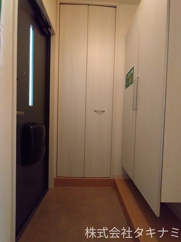 セントラルハイツ 玄関