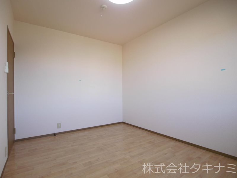 ビューラーやすらぎ　C棟 ベッドルーム