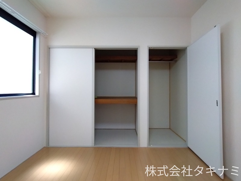 パティオ渕町　B棟 収納
