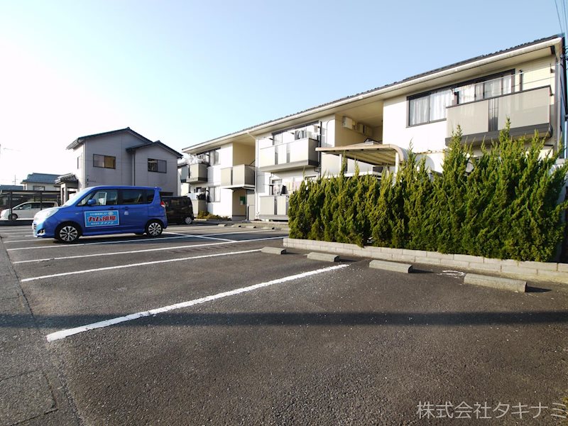 コンフォール21 駐車場
