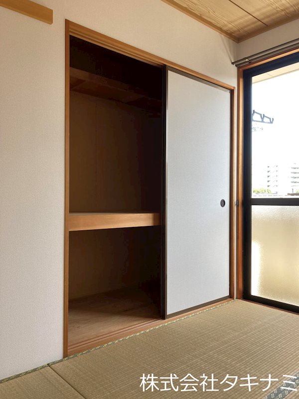 コーポかねとも　B棟 収納