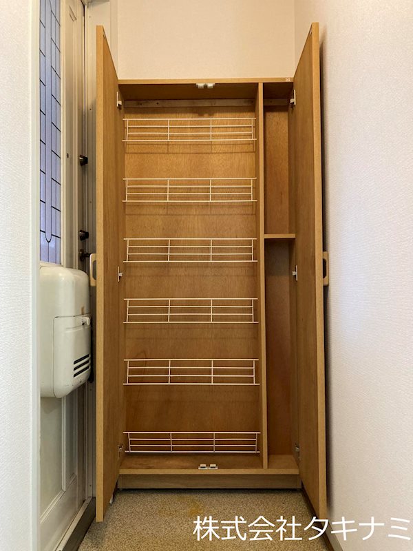 コーポかねとも　B棟 収納