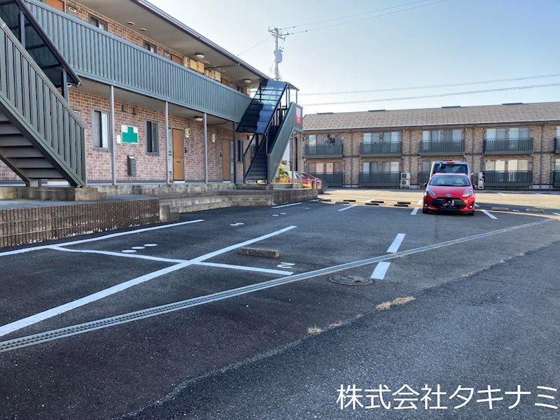 サニーコート杉本　C 駐車場