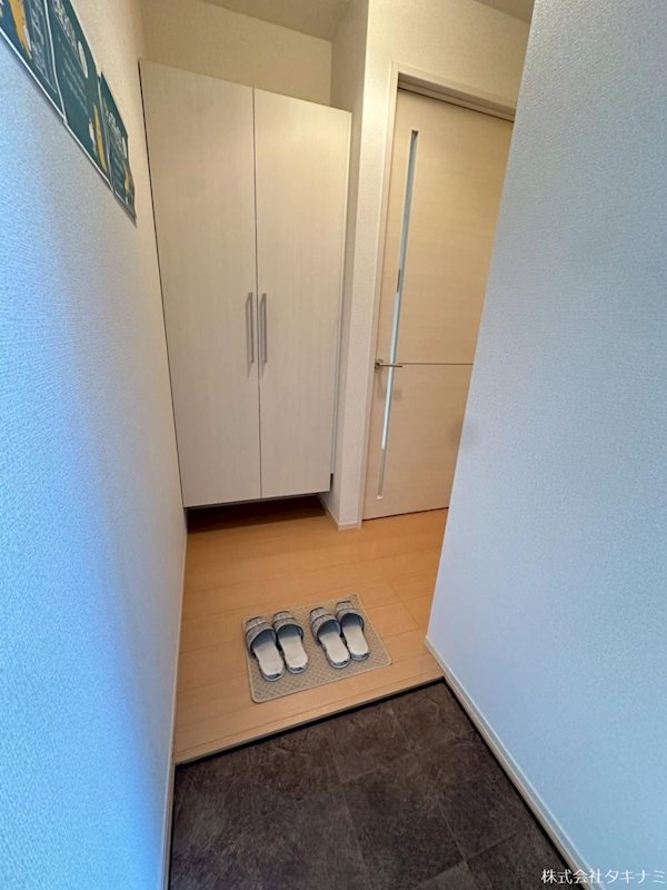ノース・イースト 玄関