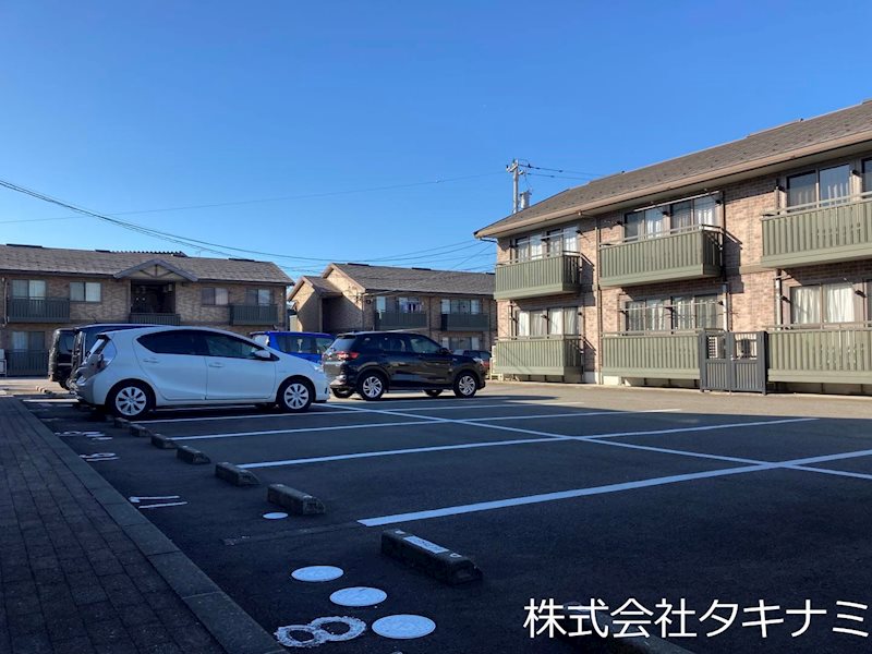 サニーコート杉本　B 駐車場