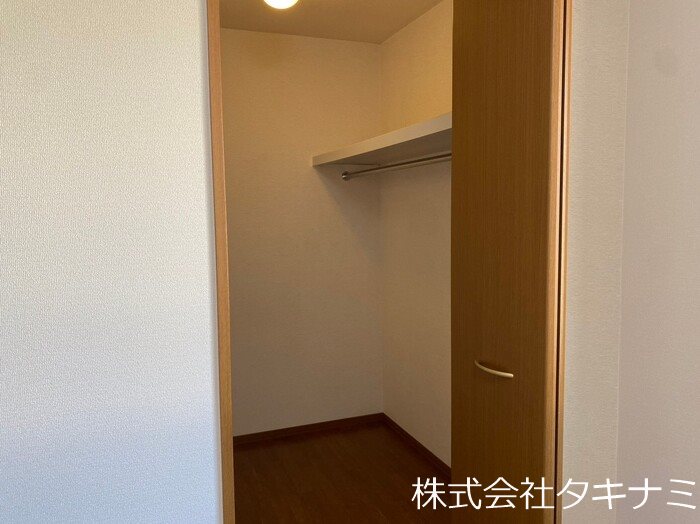 アリオス　B 収納